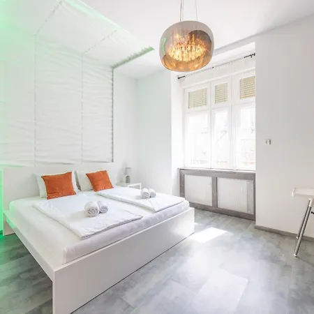 Modern Charming In The Heart Of