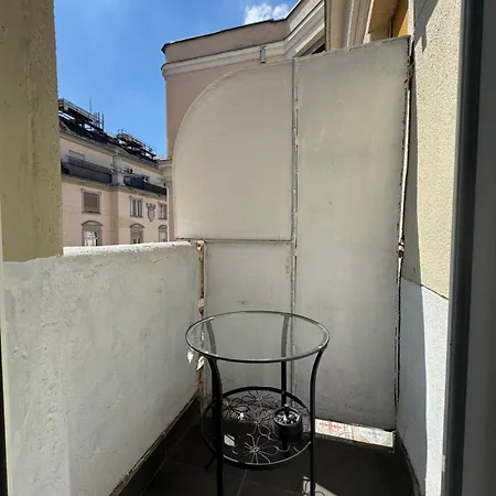 Apartament Modern Charming In The Heart Of *