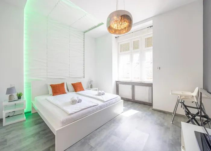Modern Charming In The Heart Of