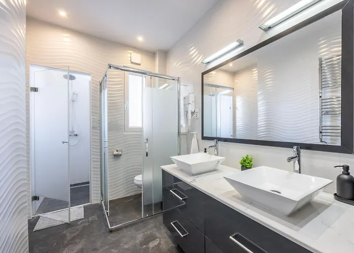 Modern Charming In The Heart Of